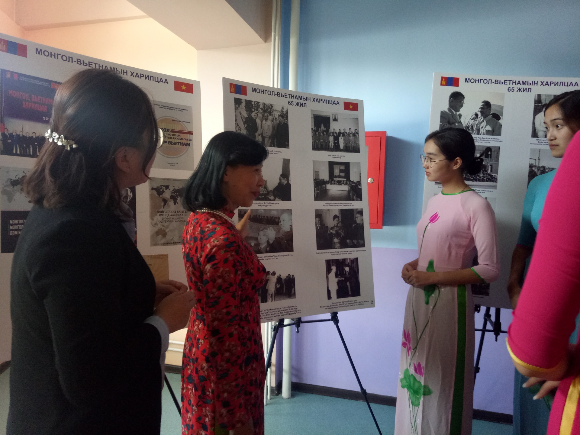 ky niem 50 nam thuc hien di chuc cua chu tich ho chi minh tai mong co