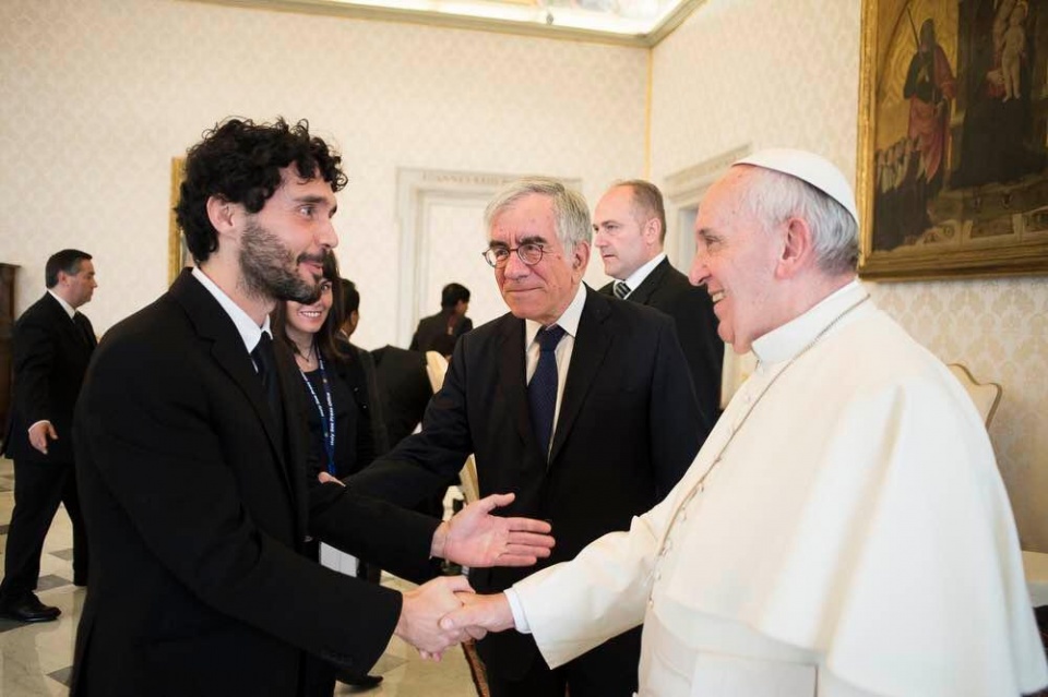 cuoc song ben trong vatican