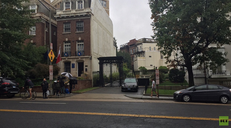 nga yeu cau my can nhac lai quyet dinh dong cua cac co so ngoai giao cua moscow