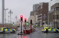 phat hien goi do kha nghi tai mot loat co quan cong quyen my