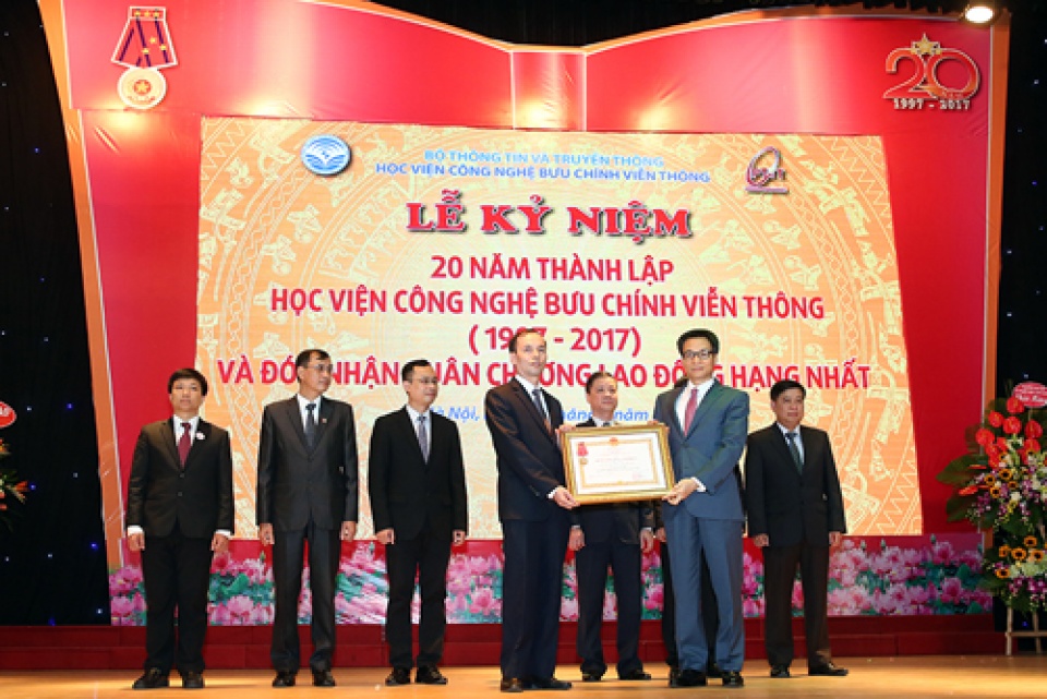 ptit don nhan huan chuong doc lap hang nhat