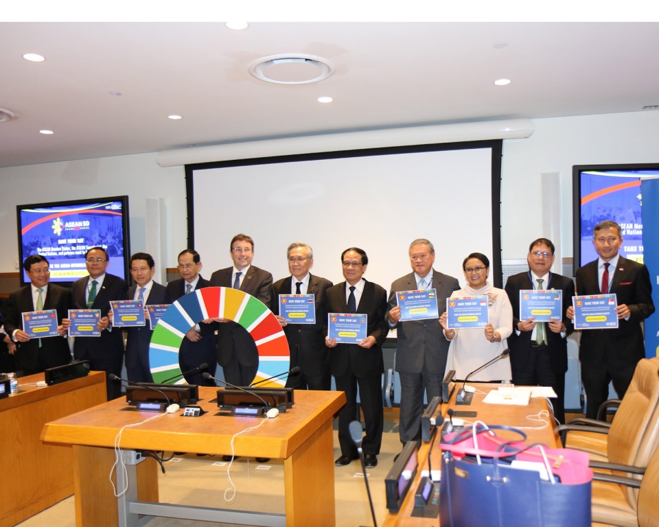 asean can tang cuong vai tro trung tam trong cac van de quoc te