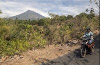 indonesia noi lai hoat dong cua san bay quoc te tren dao bali