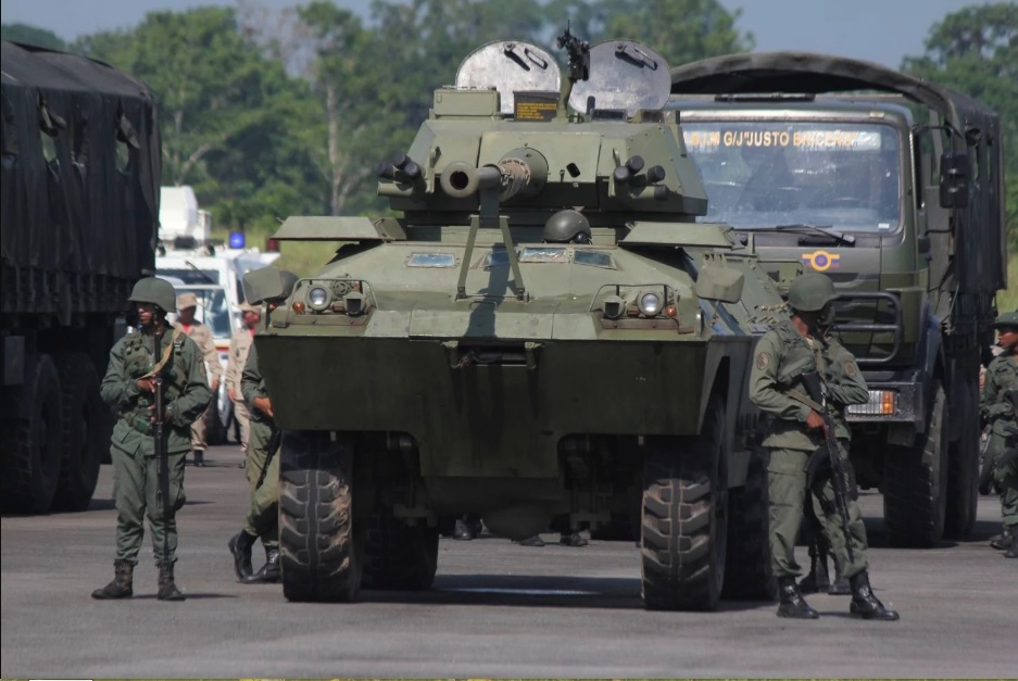 venezuela bat dau tap tran gan bien gioi voi colombia