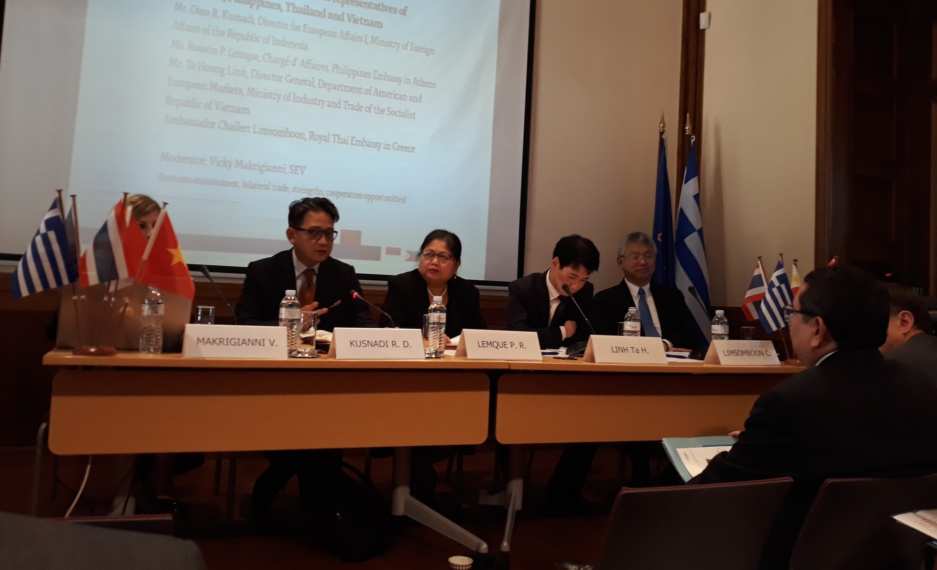 viet nam va cac nuoc asean thuc day hop tac voi cac doanh nghiep hy lap