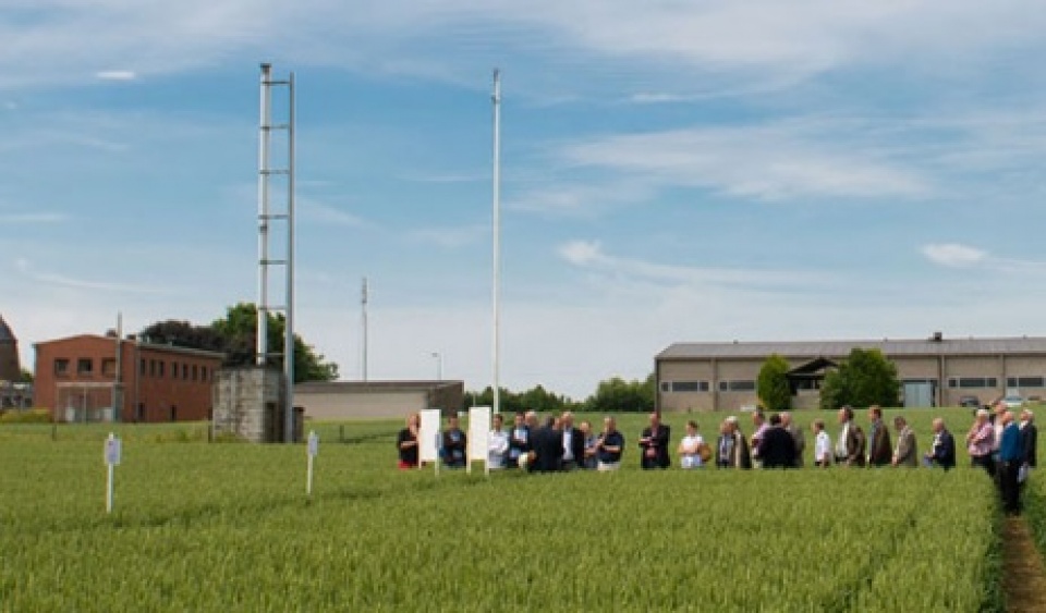 mo hinh hop tac giao duc khoa hoc nong nghiep viet nam bi dua lai nhieu loi ich