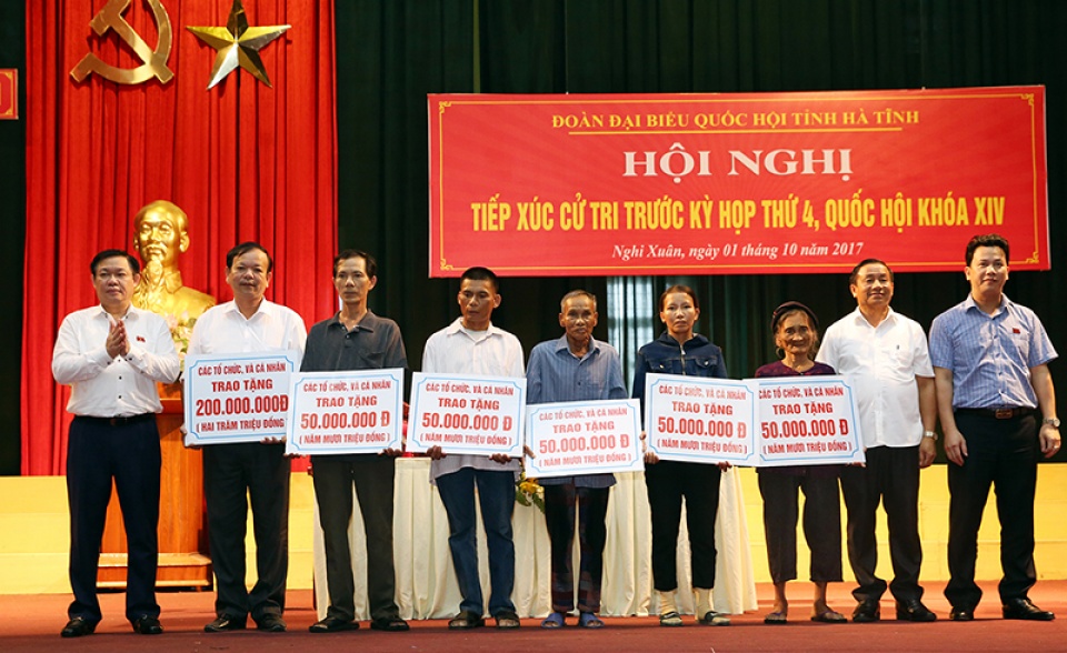 Phó Thủ tướng Vương Đình Huệ phân tích về mức tăng trưởng GDP tin nhap 20171001173047