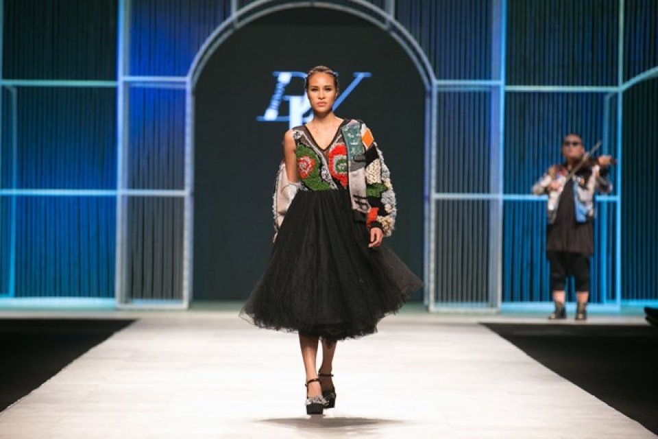 nhung kiet tac cua danh hoa picasso len san catwalk