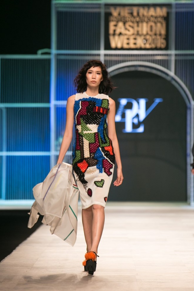 nhung kiet tac cua danh hoa picasso len san catwalk