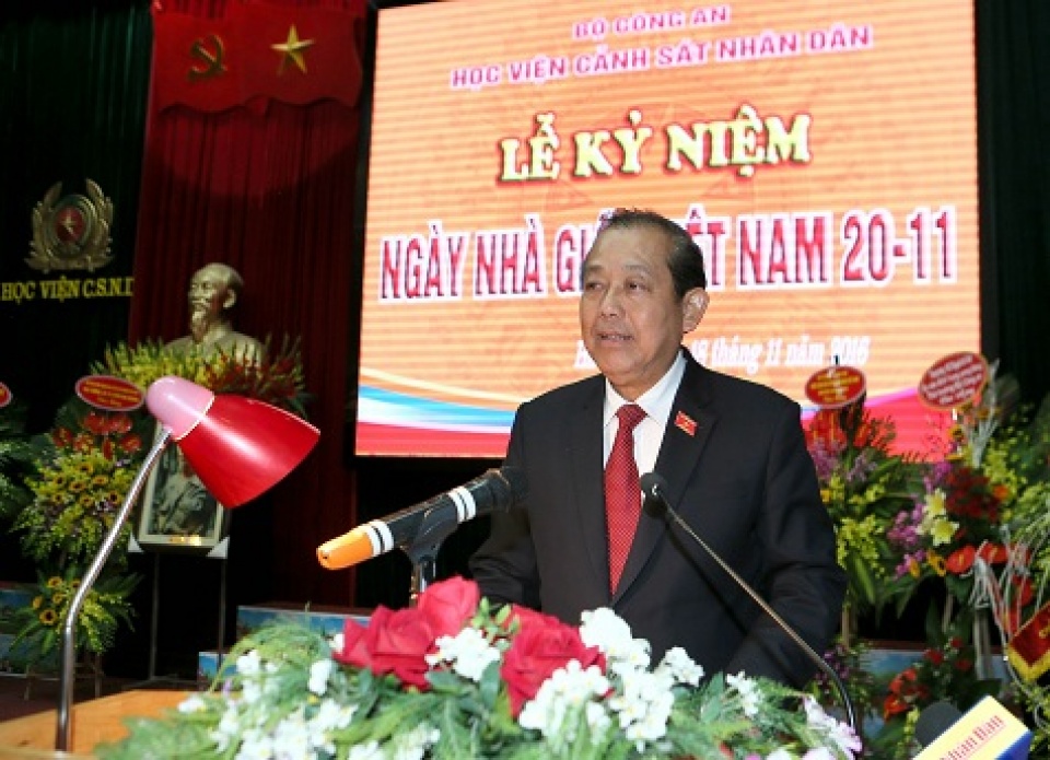 tap trung xay dung moi truong van hoa giao duc lanh manh