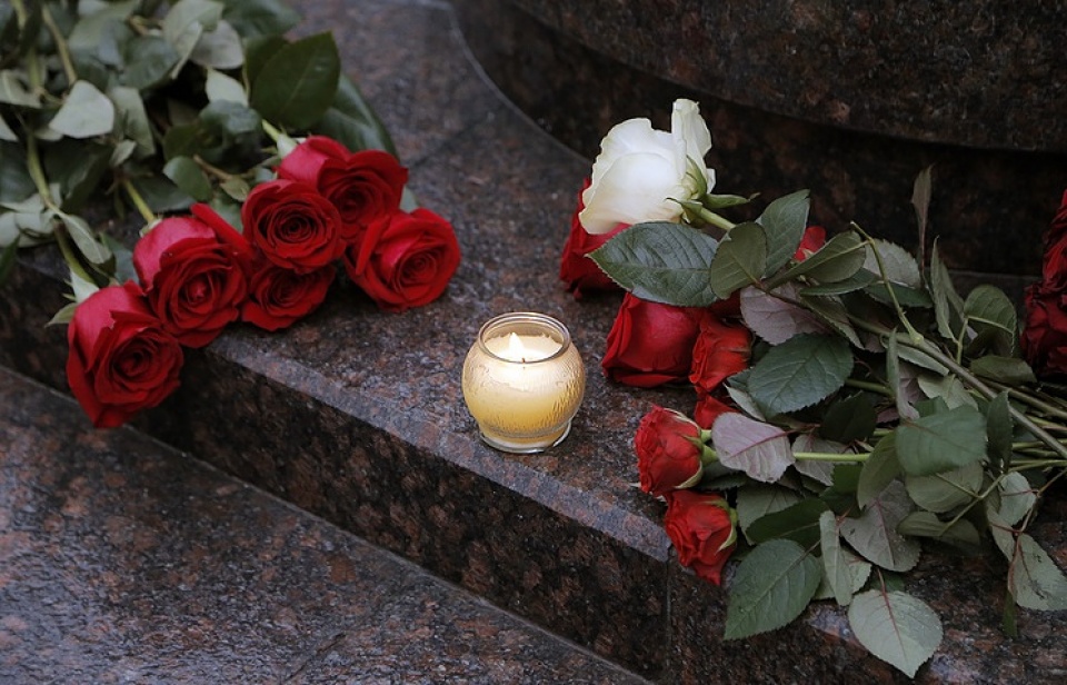 nga se to chuc quoc tang tuong nho nan nhan vu roi may bay tu 154