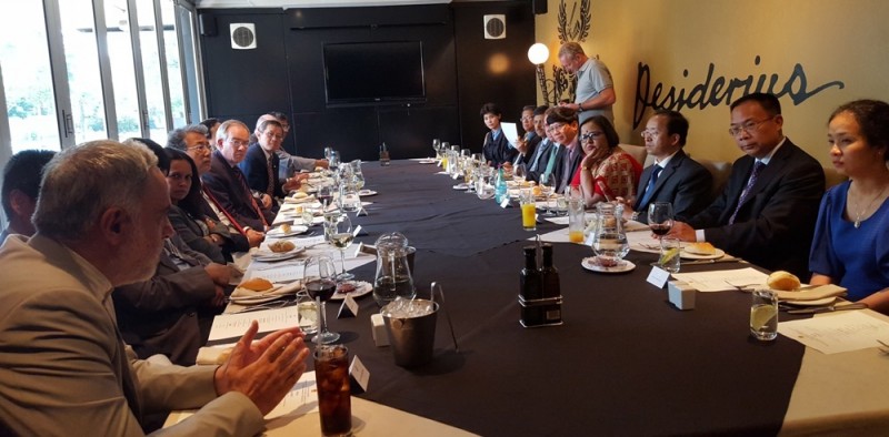 Thúc đẩy hợp tác nghiên cứu với Ngoại giao đoàn ở Nam Phi thuc day hop tac nghien cuu voi ngoai giao doan o nam phi