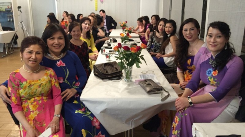 phat huy vai tro phu nu trong cong dong nguoi viet nam o na uy