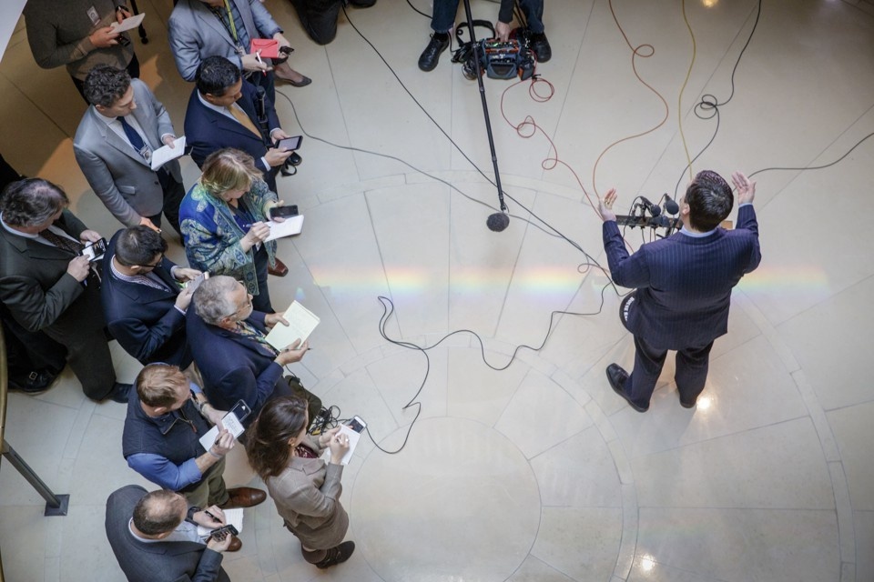 tinh bao my vo tinh do tham ong donald trump