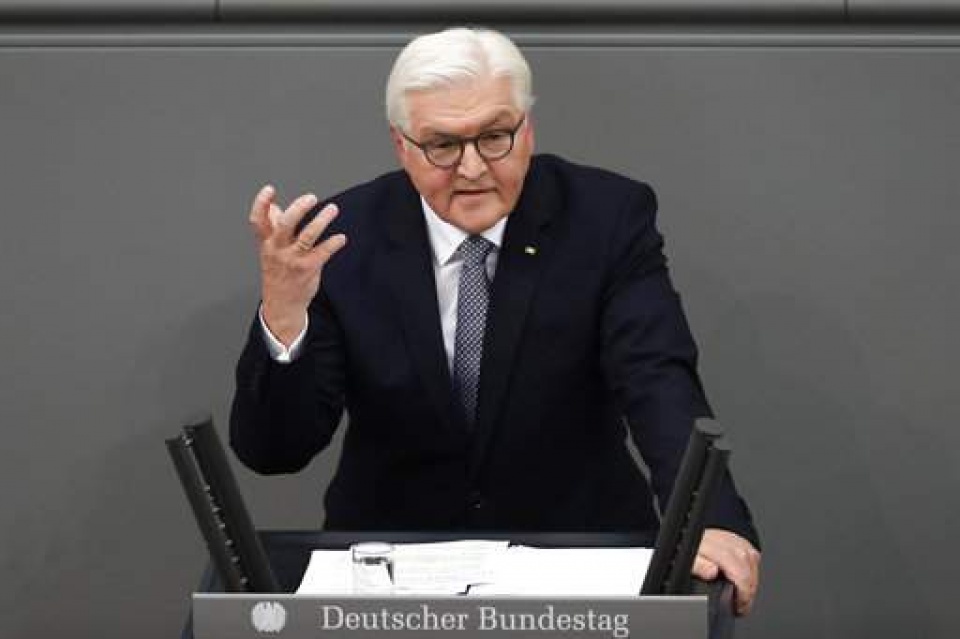 tan tong thong duc nha ngoai giao co nu cuoi than thien