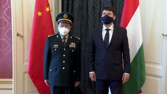 Hungary's President Janos Ader, right, welcomed China's Defense Minister Wei Fenghe to the Sandor Palace in Budapest. (Photo/CGTN) Hungary's President Janos Ader, right, welcomed China's Defense Minister Wei Fenghe to the Sandor Palace in Budapest. (Photo/CGTN)