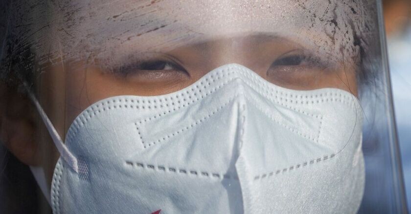 Trung Quốc đang trải qua những ngày tồi tệ nhất của dịch Covid-19 kể từ khi xuất hiện những ca nhiễm đầu tiên. (Nguồn: deserst.com)