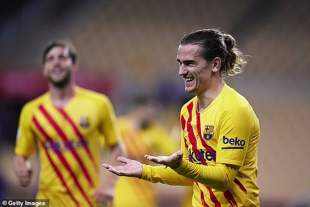 Griezmann ăn mừng bàn thắng mở tỷ số ở phút 60.