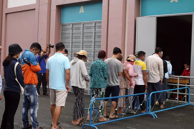 Sốt vé xem tuyển Việt Nam đấu Afghanistan