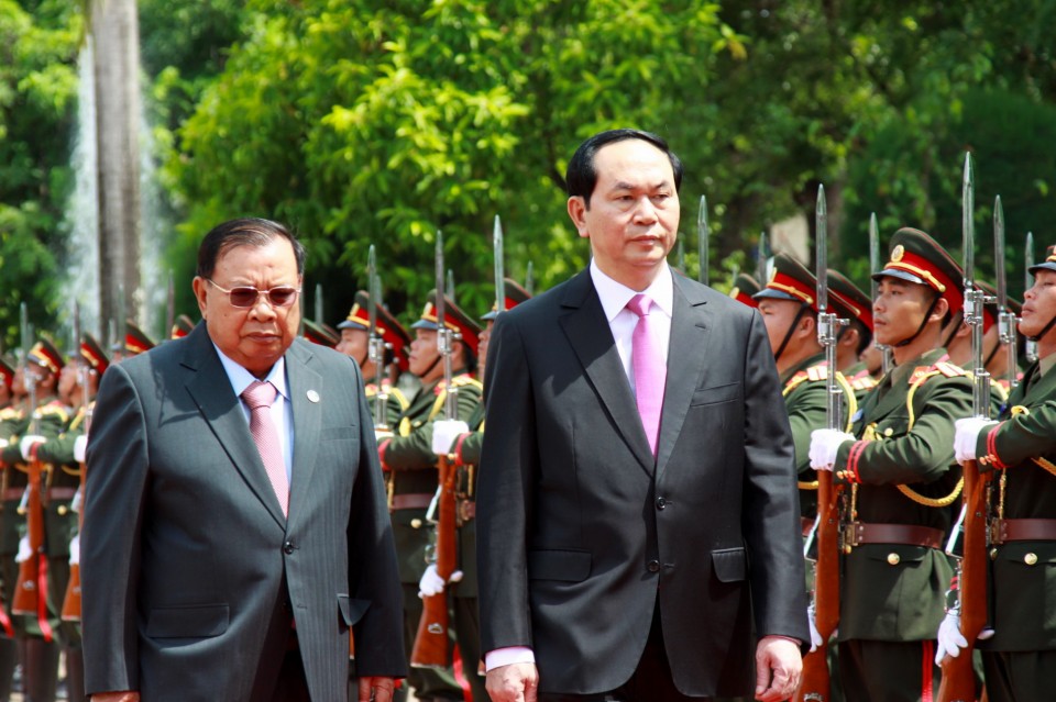 hinh anh le don chinh thuc chu tich nuoc tai lao