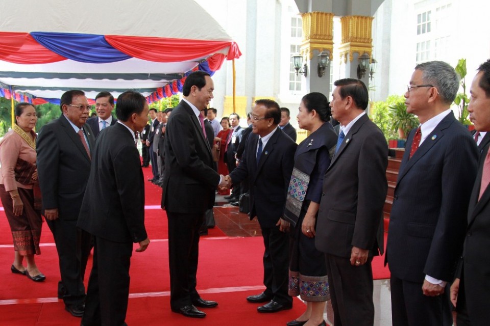 hinh anh le don chinh thuc chu tich nuoc tai lao