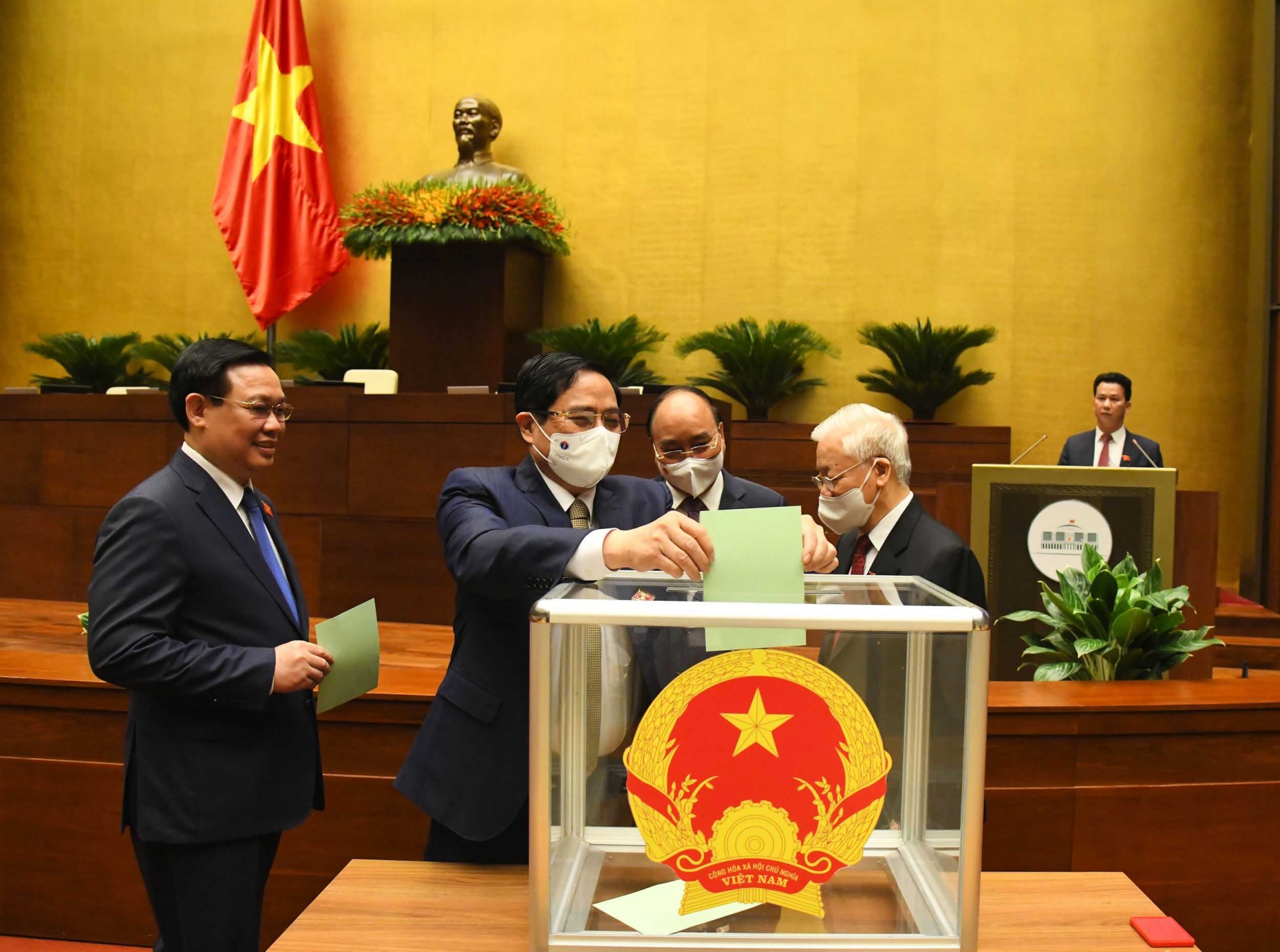 Kỳ họp thứ Nhất, Quốc hội khóa XV: Chủ tịch Quốc hội Vương Đình Huệ tuyên thệ nhậm chức