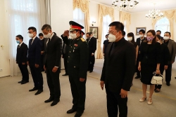 Đại sứ quán Việt Nam tại Đức tổ chức lễ viếng đồng chí Lê Khả Phiêu