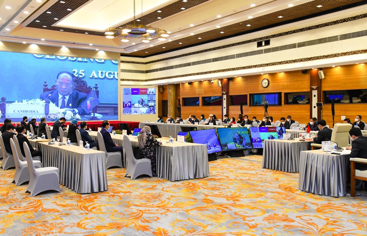 Bế mạc Đại hội đồng AIPA 42