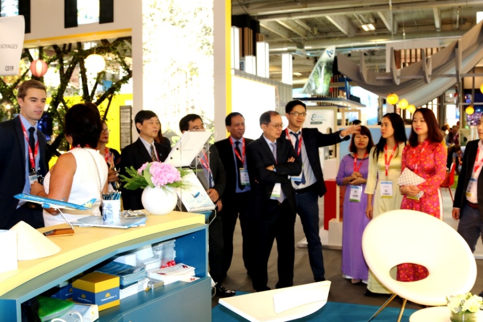 quang ba hinh anh viet nam tai hoi cho top resa phap