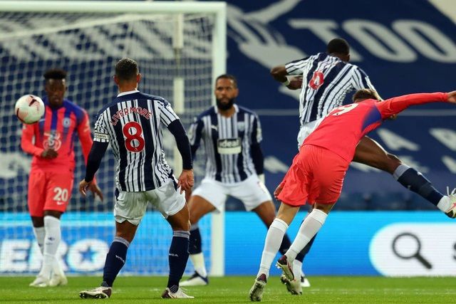 Chelsea thoát thua trước West Brom sau khi bị dẫn ba bàn Chelsea thoát thua trước West Brom sau khi bị dẫn ba bàn