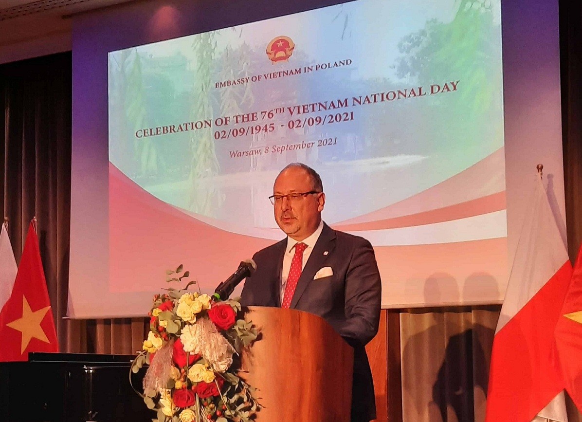 Trang trọng kỷ niệm 76 năm Quốc khánh nước CHXHCN Việt Nam tại Ba Lan