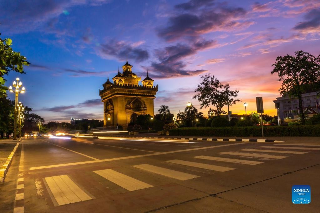 cho phép phong toả cục bộ 4 quận nội thành và một phần của 3 quận khác tại thủ đô kể từ 0h ngày 19/9 đến 24h ngày 30/9.