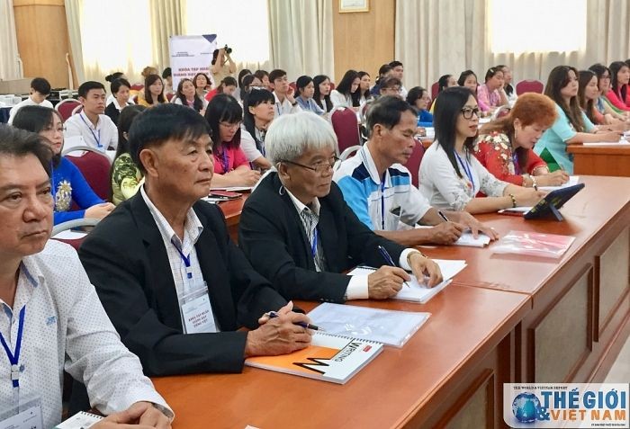 Lớp bồi dưỡng cho giáo viên dạy tiếng Việt ở nước ngoài tại Hà Nội.