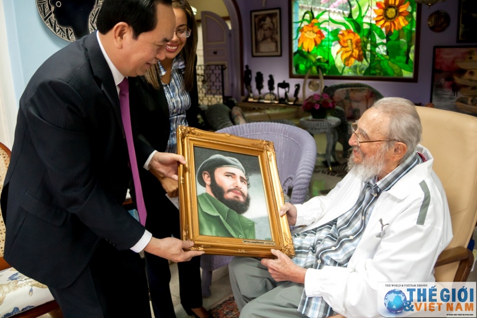 hinh anh lanh tu cuba fidel castro trong cuoc gap chu tich nuoc tran dai quang