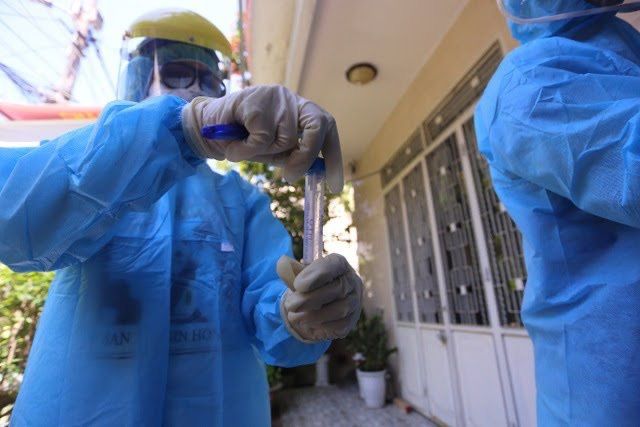 Covid-19 ở Việt Nam sáng 5/11: 1 ca mắc mới nhập cảnh từ Oman; Hơn 15.000 người cách ly; Hà Nội lập 5 đoàn kiểm tra công tác phòng chống dịch
