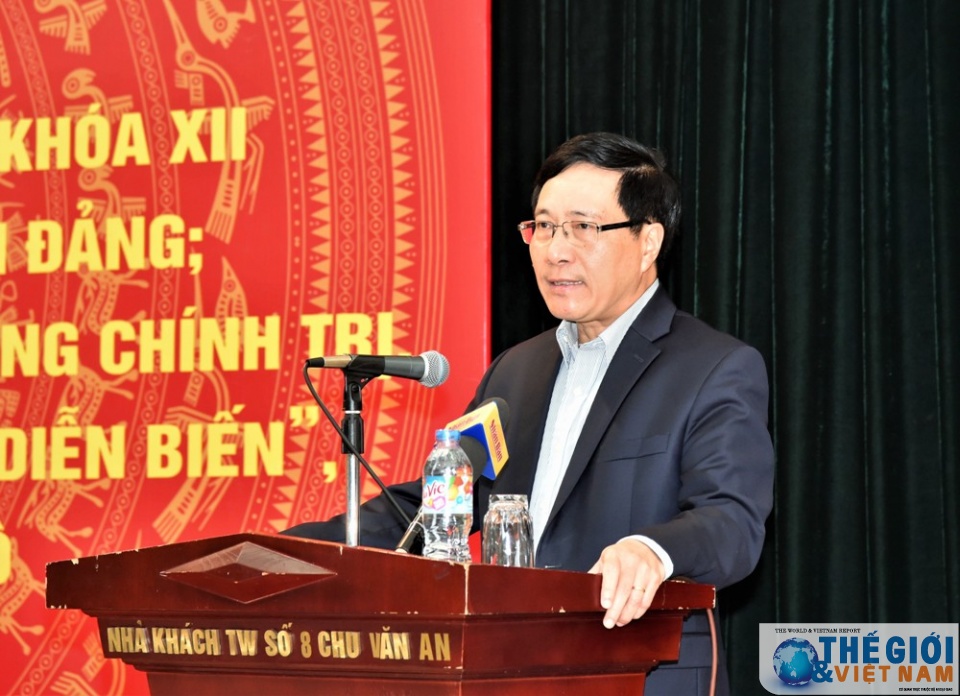 Đưa Nghị quyết Trung ương 4 vào công việc hàng ngày của cán bộ, đảng viên Bộ Ngoại giao dua nghi quyet trung uong 4 vao cong viec hang ngay cua can bo dang vien bo ngoai giao