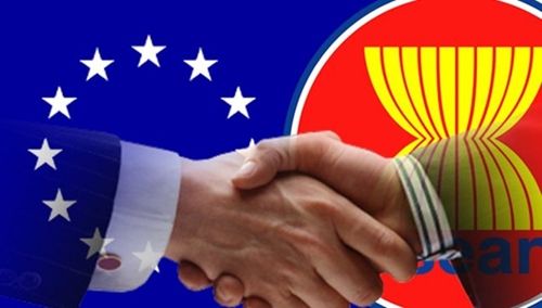 ASEAN-EU: Nâng cấp quan hệ đúng thời điểm Straits Times: ASEAN-EU nâng cấp quan hệ lên đối tác chiến lược là quyết định 'đúng thời điểm'