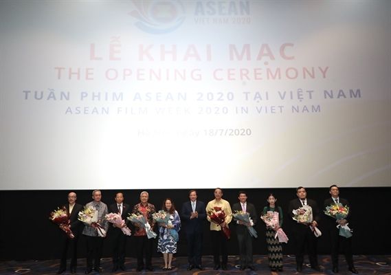 Làm phong phú hơn bản sắc ASEAN