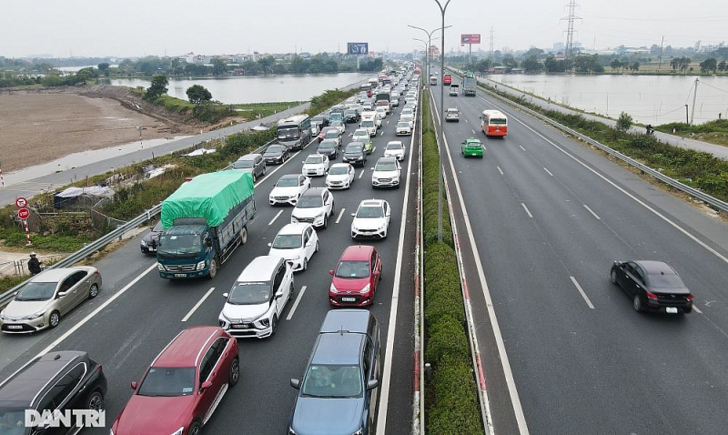 Cao tốc Pháp Vân - Cầu Giẽ ùn tắc nghiêm trọng ngày cuối nghỉ lễ
