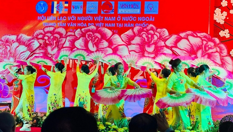 Gặp gỡ Mừng Xuân Tân Sửu tại Hà Nội: Đậm sắc màu giao lưu văn hóa Việt – Hàn