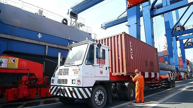 xuat khau ngay 8101 buoi doan hung xuat ngoai sang nga thuy san loi nguoc dong luc day tang truong xuat khau tu rcep