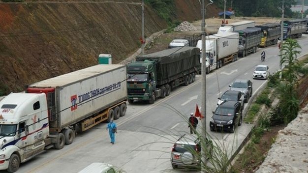 doanh nghiep se mai rui ro neu cu xuat tieu ngach