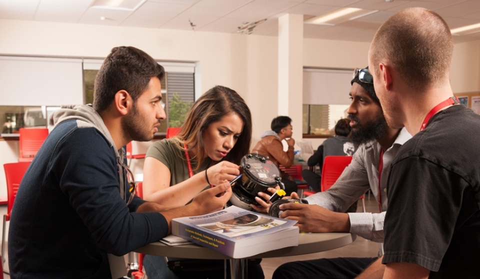 du hoc tuoi 16 di de truong thanh hon