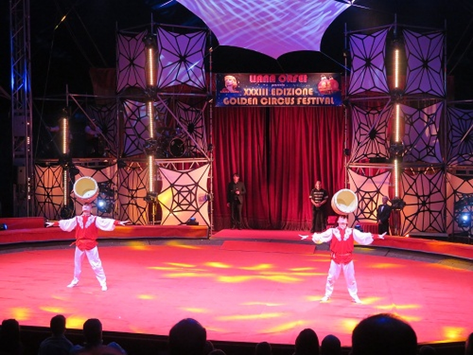 nhieu tiet muc xiec dac sac chao xuan 2018