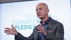 CEO Amazon Jeff Bezos bất ngờ tuyên bố sẽ từ chức vào cuối năm nay