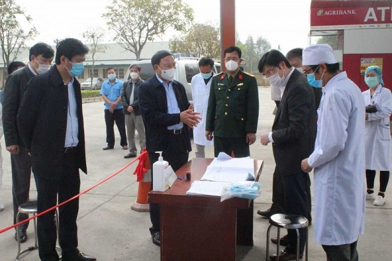 Quảng Ninh yêu cầu lãnh đạo các cấp bám sát địa bàn, chỉ đạo sát sao nhanh chóng kiểm soát và dập dịch.