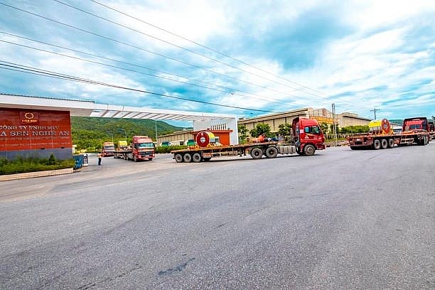 Tính đến 15/2, Việt Nam xuất siêu gần 2,8 tỷ USD