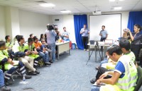 gan 600 hoc sinh huong ung du an mu bao hiem dat chuan cho gia dinh