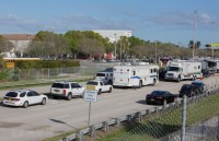 hoc sinh my tuan hanh quy mo lon phan doi sung dan