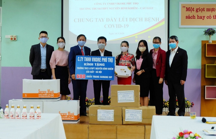 tang khau trang khang khuan cho truong hoc va luc luong tuyen dau chong dich covid 19